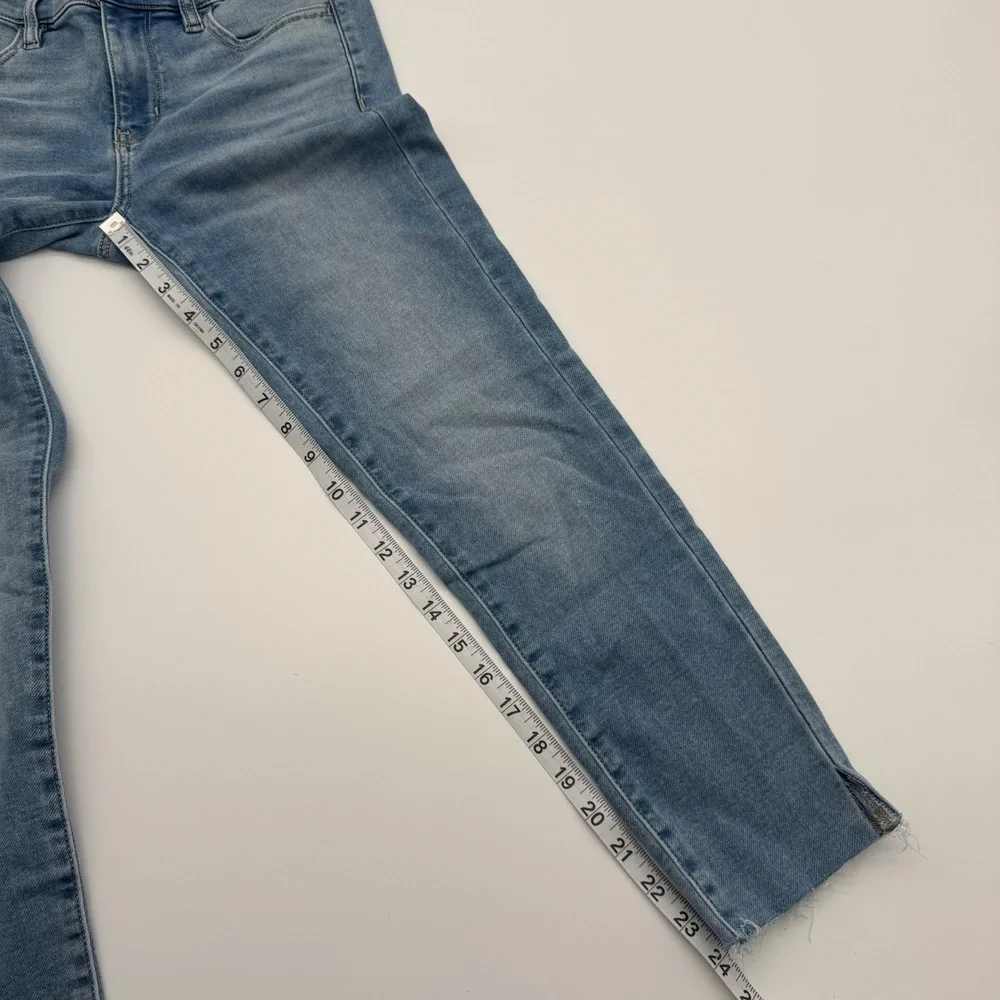American Eagle‎ Super Stretch Jegging Light Wash Raw Hem Jeans Women Size 4